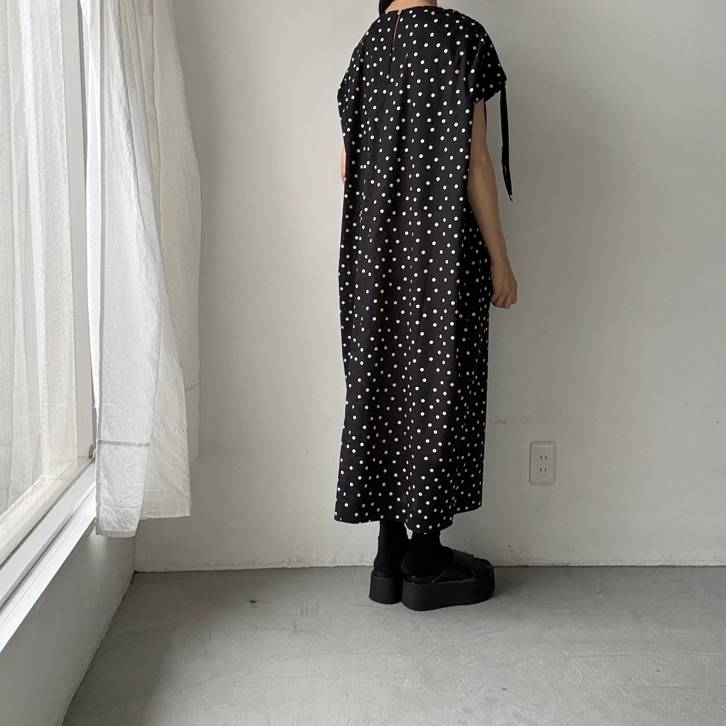 cion  コットン水玉ショルダーリボンワンピース