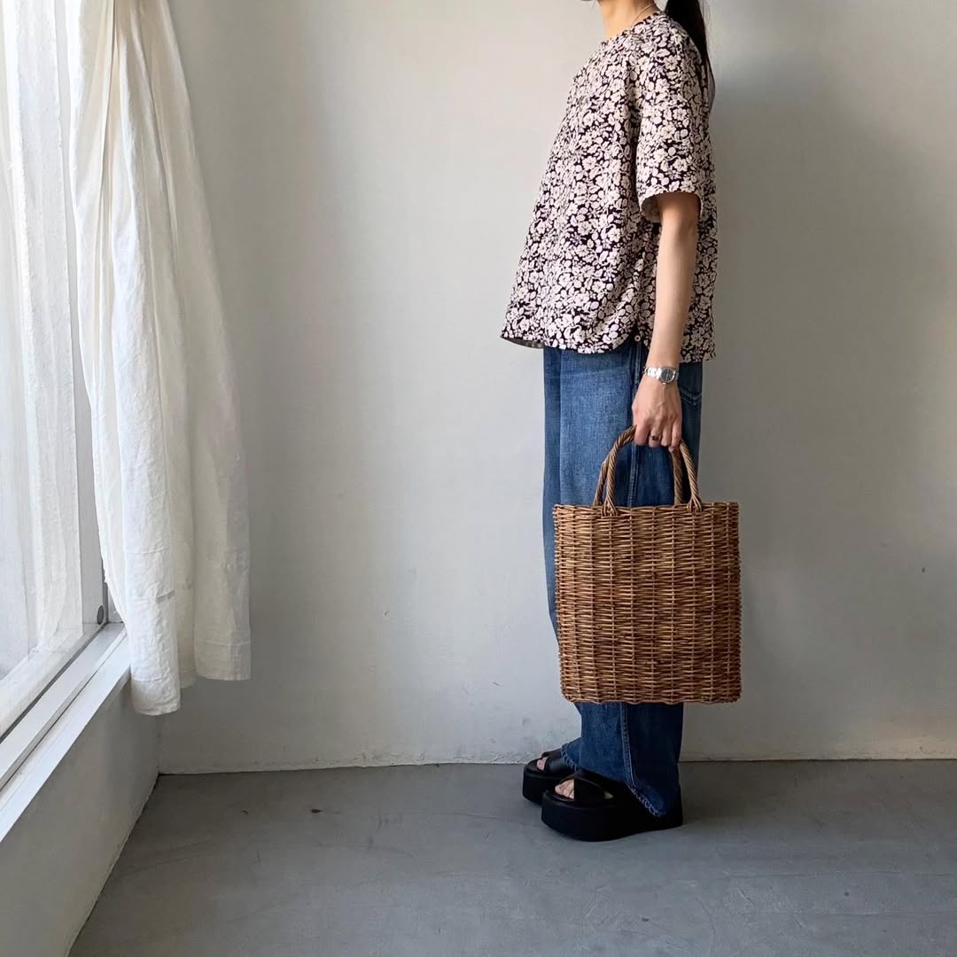 R&D.M.Co  ワイルドベリープルオーバーシャツ