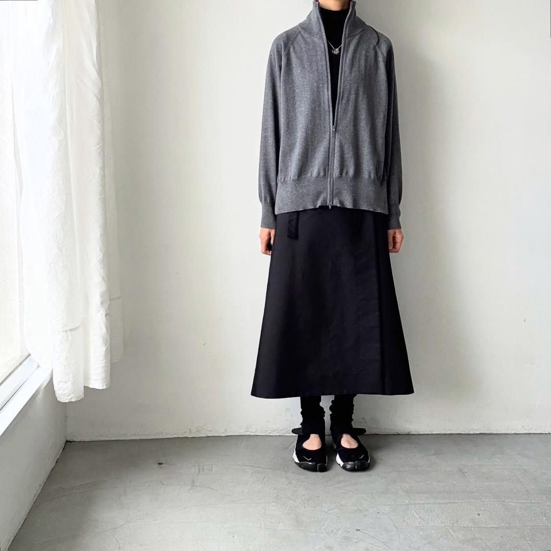 homspun ソフトコットンジップアップカーディガン　チャコールグレー