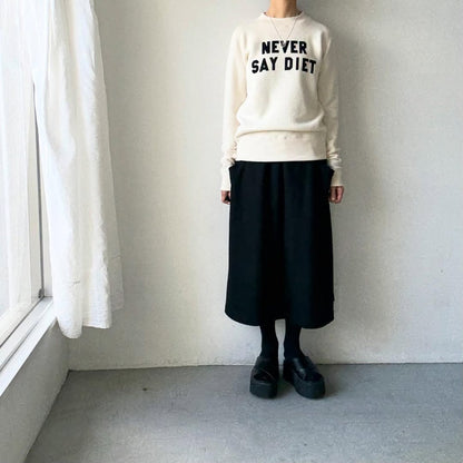 R&D.M.Co  NEVER SAY DIET スウェットシャツ　ナチュラル