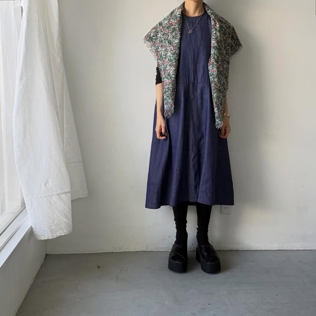 R&D.M.Co  ワイルドベリーフィールドガーゼショール