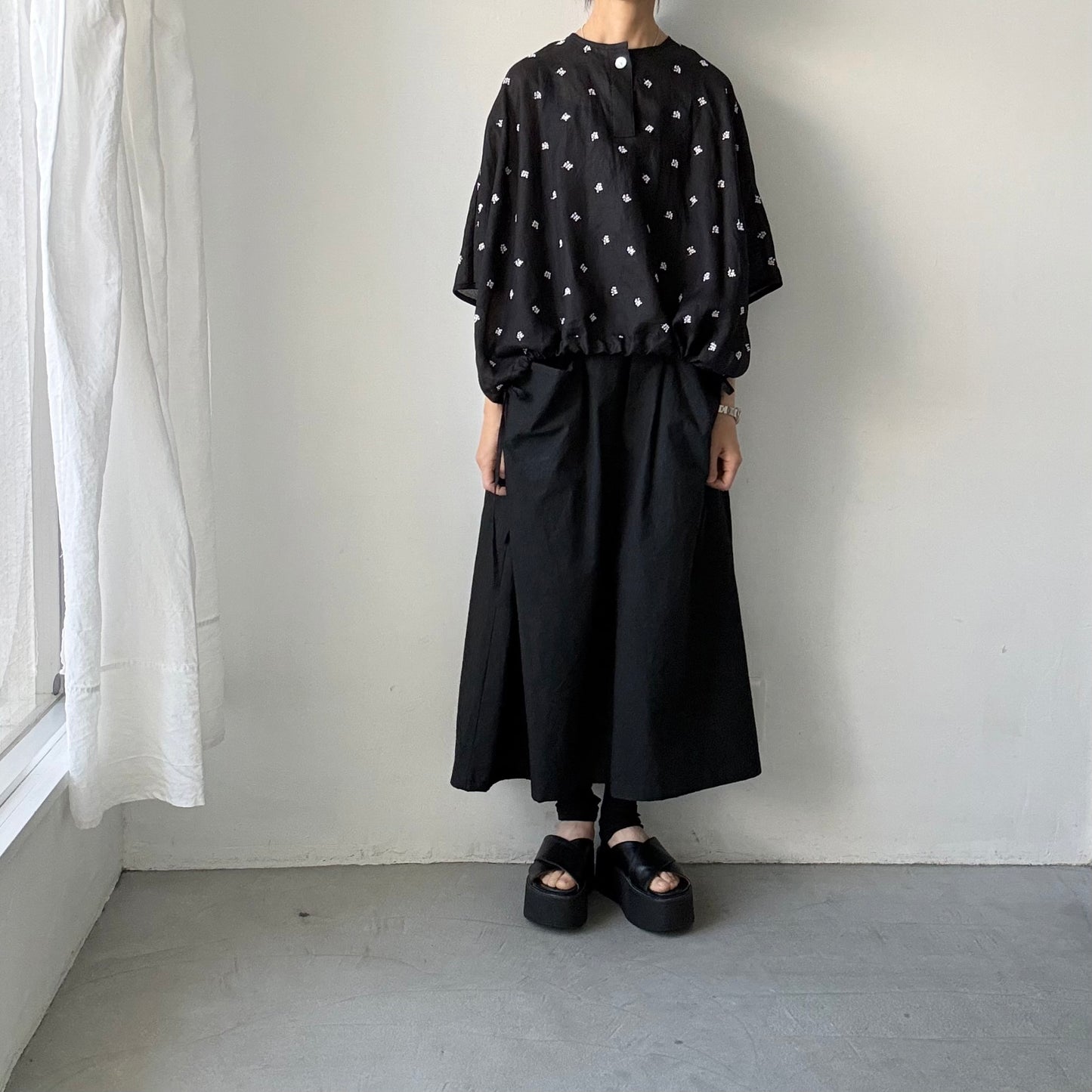 kijinokanosei  音粒ヘンリーTシャツプルオーバー