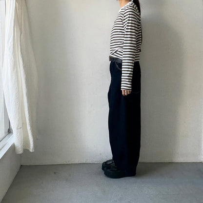 R&D.M.Co 裏起毛ボーダークルーネック長袖Tシャツ　ホワイト×カーキ