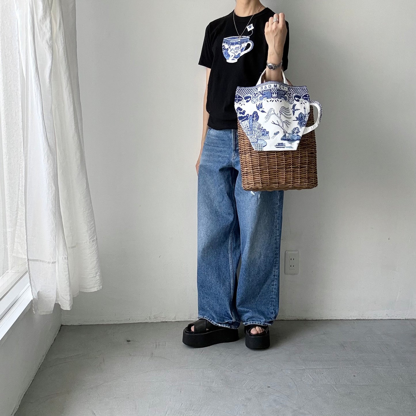R&D.M.Co   BLUE WILLOWミルクティーTシャツ