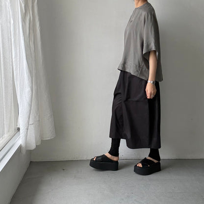 TENNE HANDCRAFTED MODERN ハーフスリーブトップス　グレー