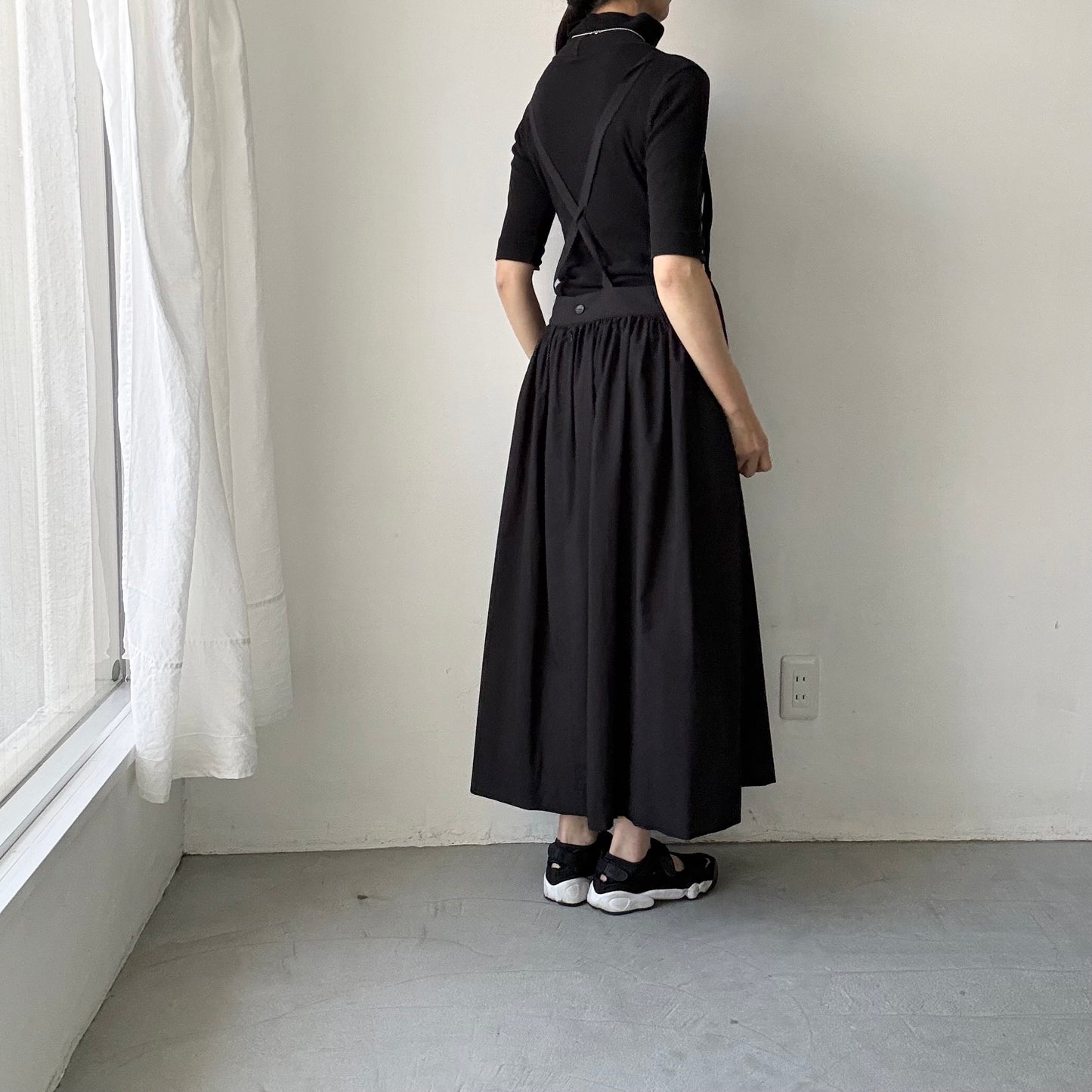 atelier naruse  コットンサスペンダースカート