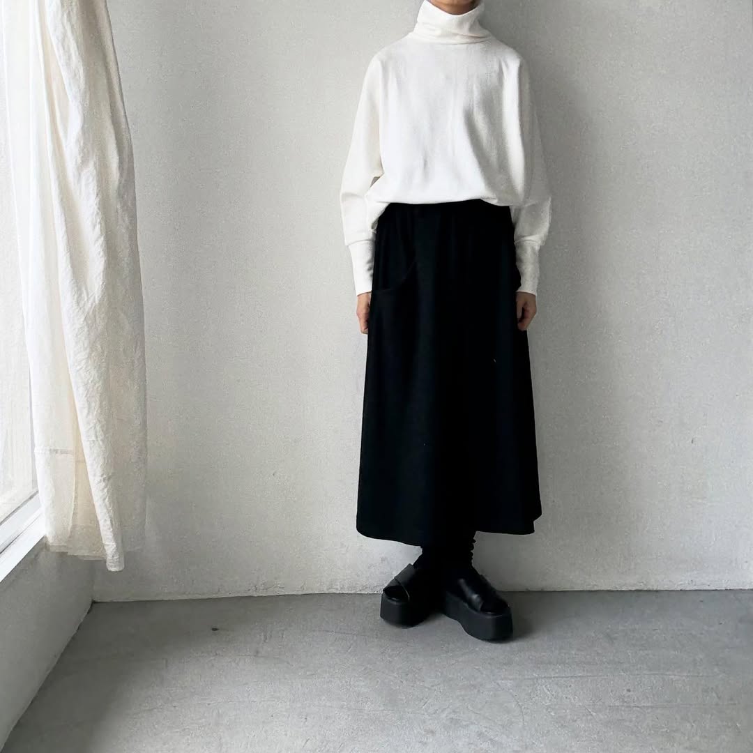 Linenya  コットンハイネックプルオーバー　ホワイト