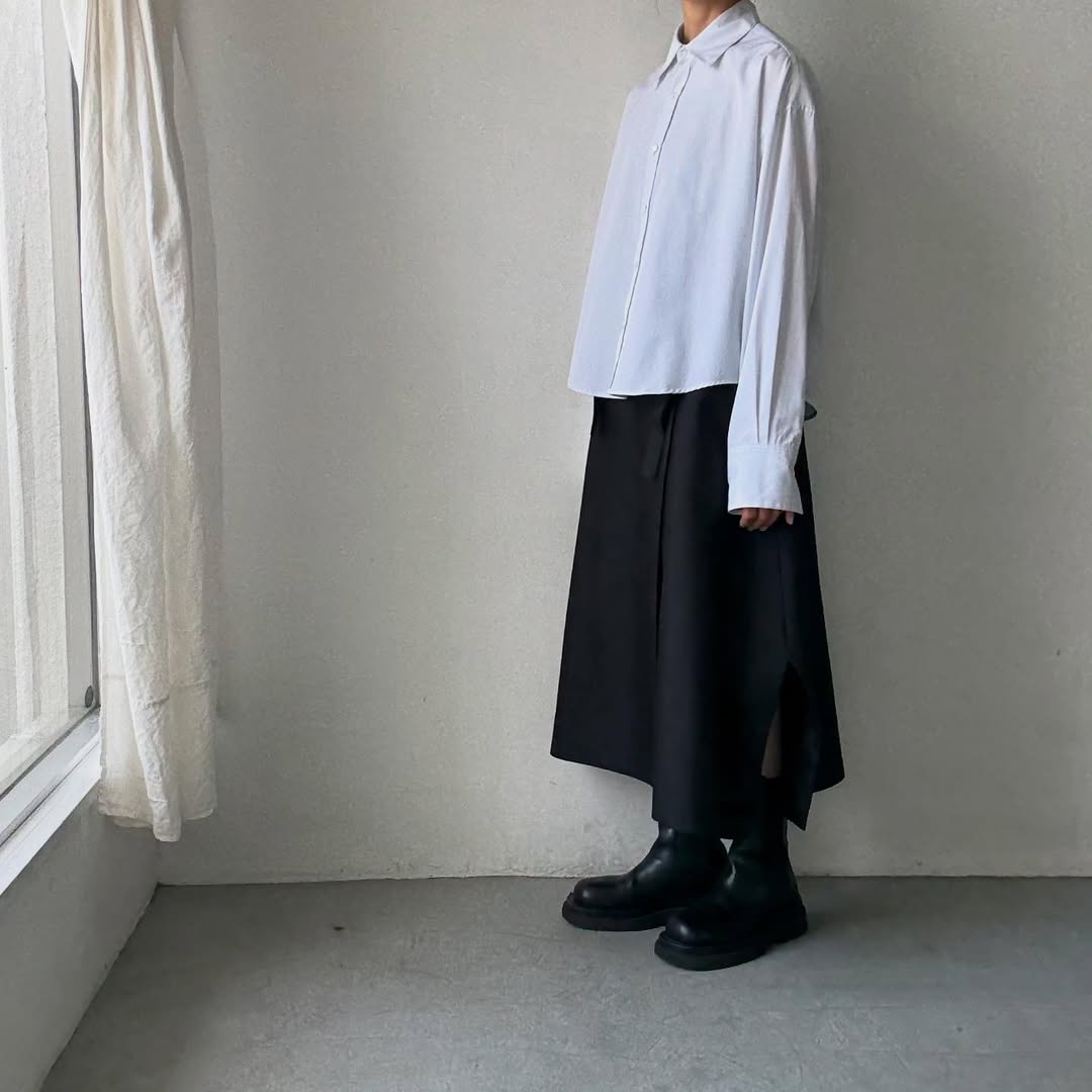TENNE HANDCRAFTED MODERN レギュラーカラーシャツ