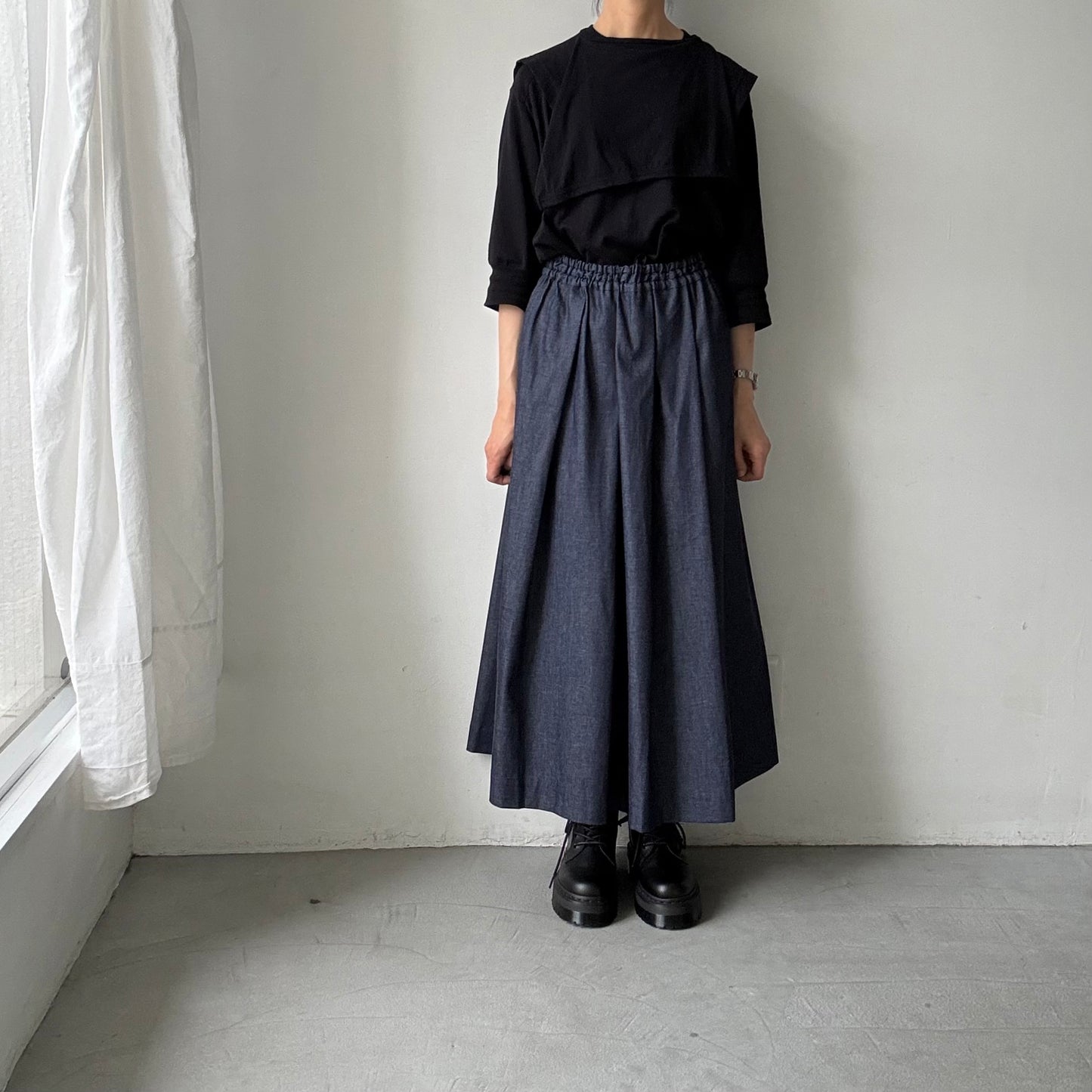 Linenya  デニムタックスカート　90センチ丈