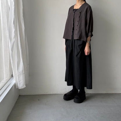 atelier naruse  リネンステッチVネックブラウス
