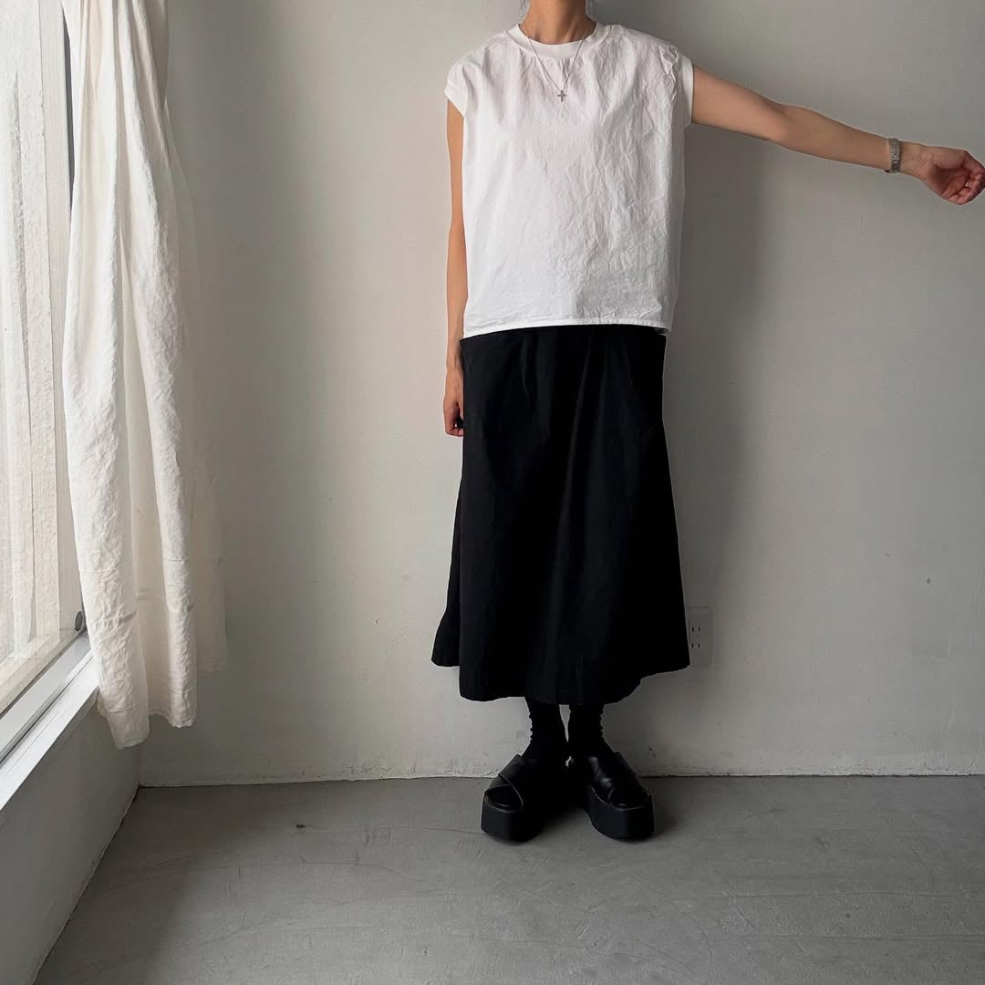 homspun コンパクトウェザーノースリーブブラウス　ホワイト