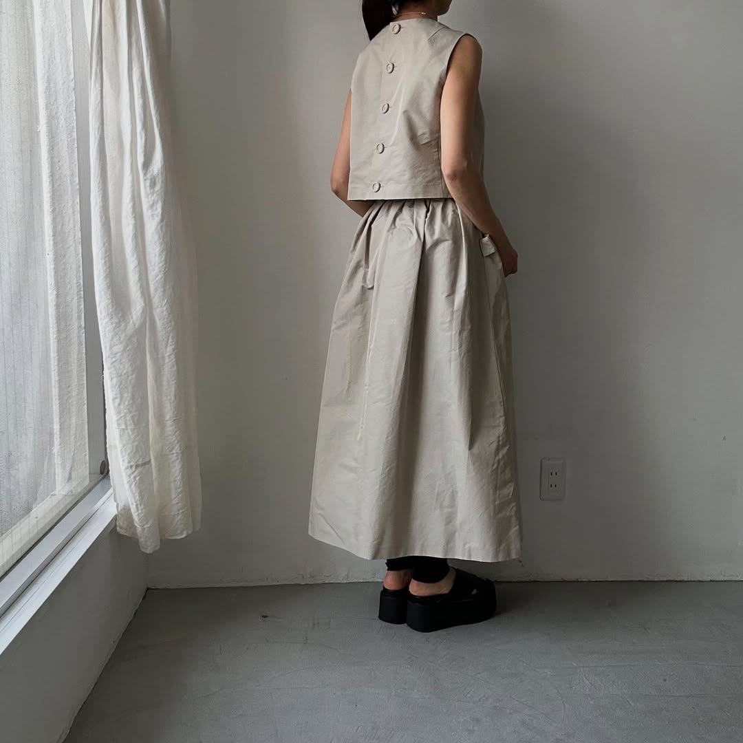 saqui  タフタクロップドトップ