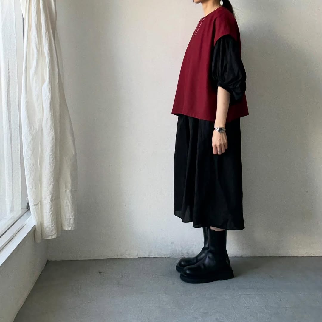 Linenya  ウール混ベスト　レッド