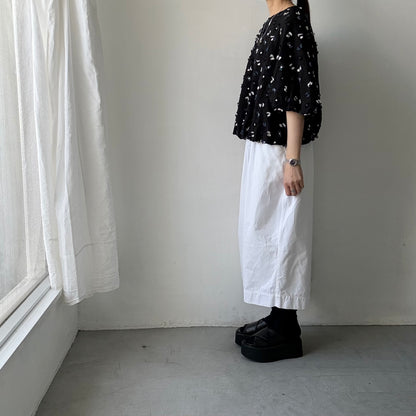 kijinokanosei  糸巻きバルーンスリーブプルオーバー　ブラック