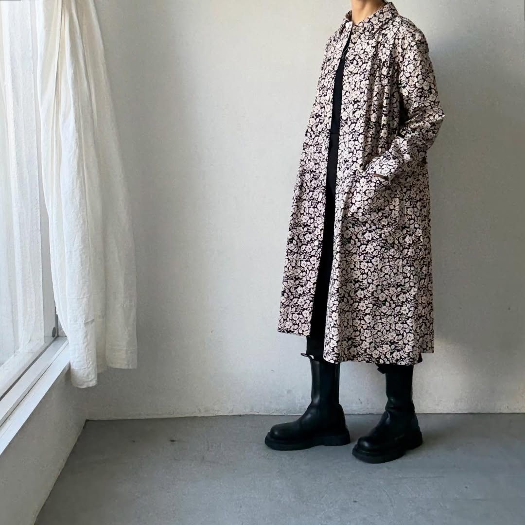 R&D.M.Co  ワイルドベリーヨークギャザーコート