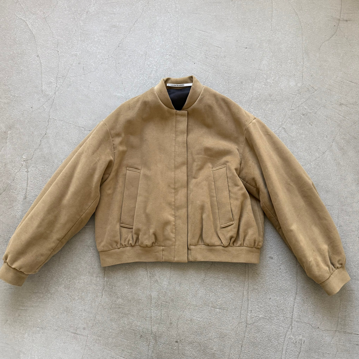 TENNE HANDCRAFTED MODERN  ブリスベンモスモールスキンコットンパデッドブルゾン