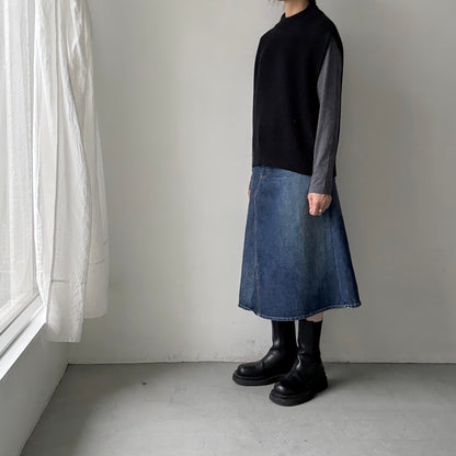 as it is.畦編みベスト