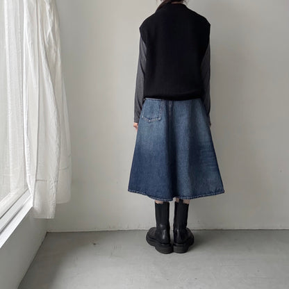 as it is.畦編みベスト